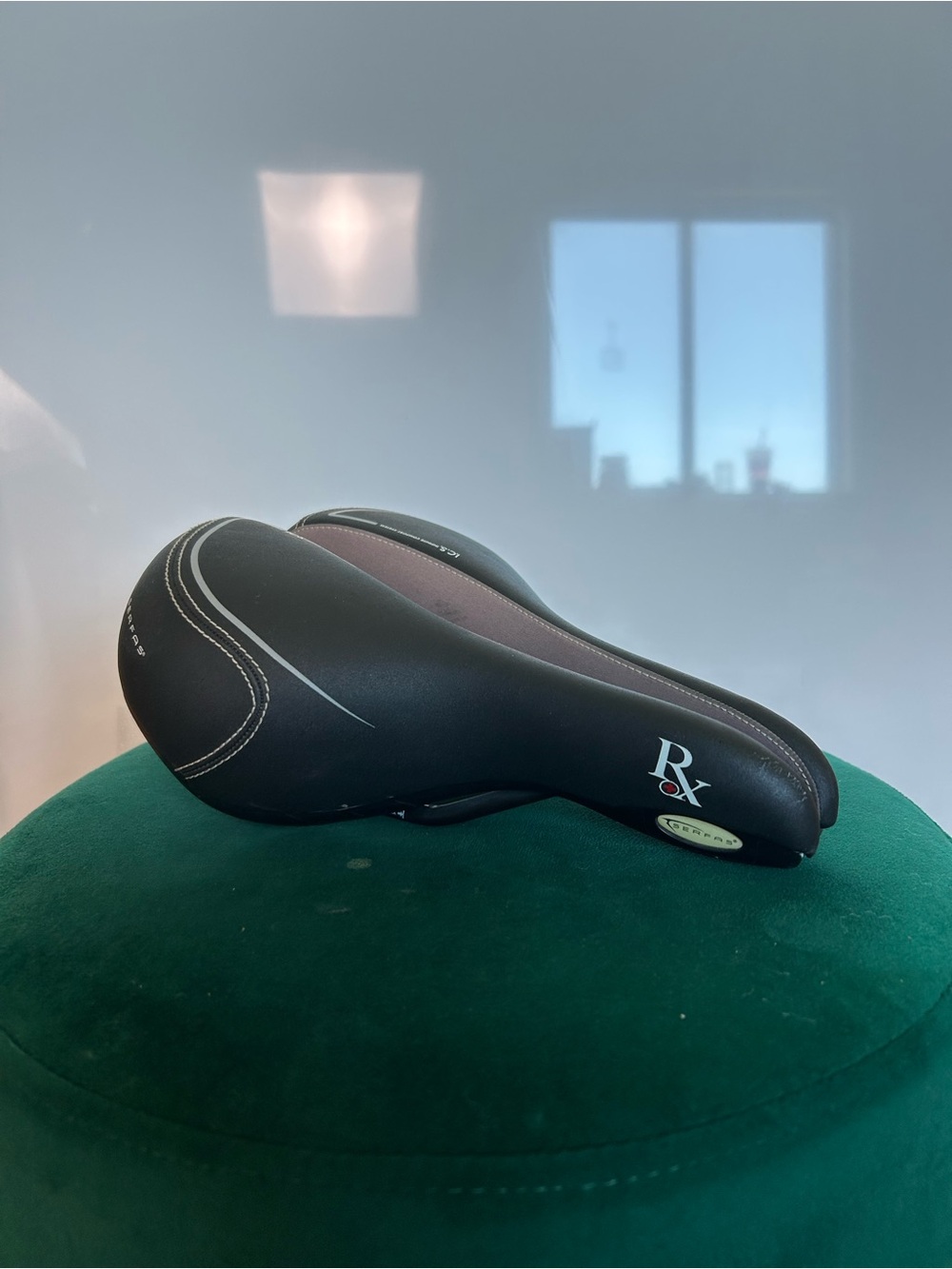 Serfas RX-921L Men’s Road/MTB Comfort Saddle